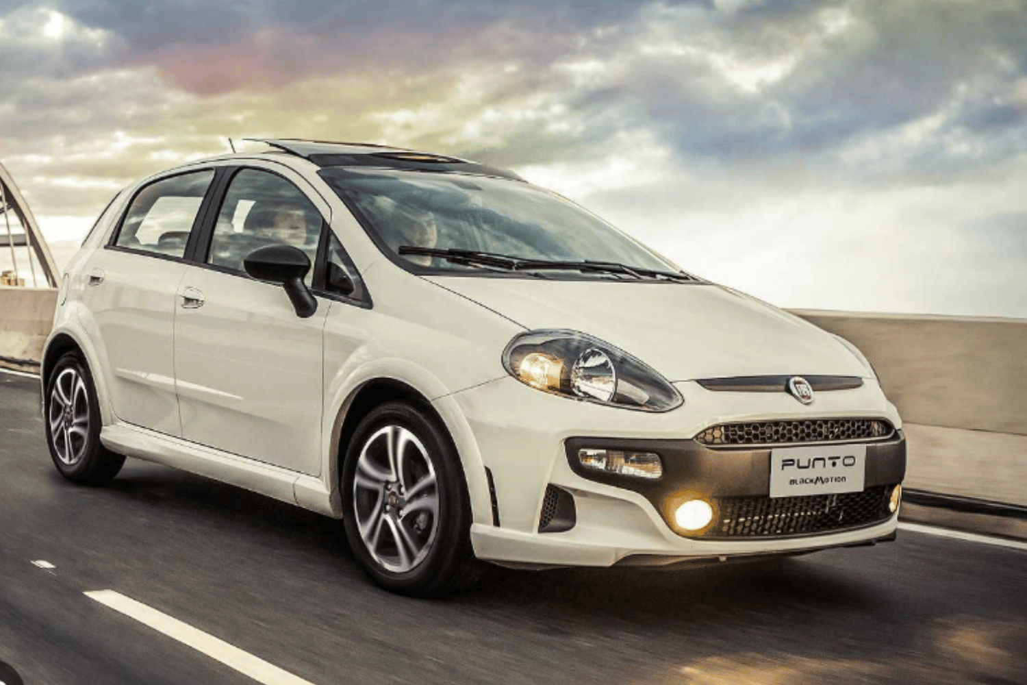 Bateria Automotiva Para Fiat Punto em Santo Amaro SP